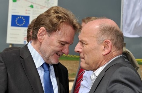 jh20130324_media_media_40084f70-91ff-44b8-bd1b-9abebafd188d_normalized